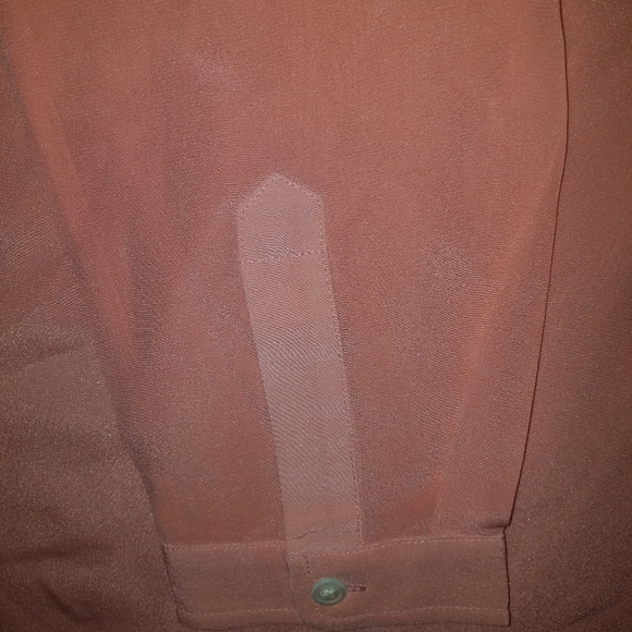 Banana republic 100% silk blouse - Picture 3 of 6